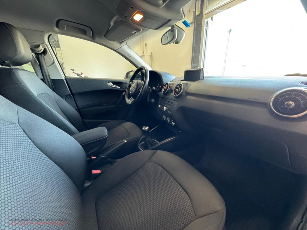Audi A1 1.6 TDI 90cv S-line 2013
