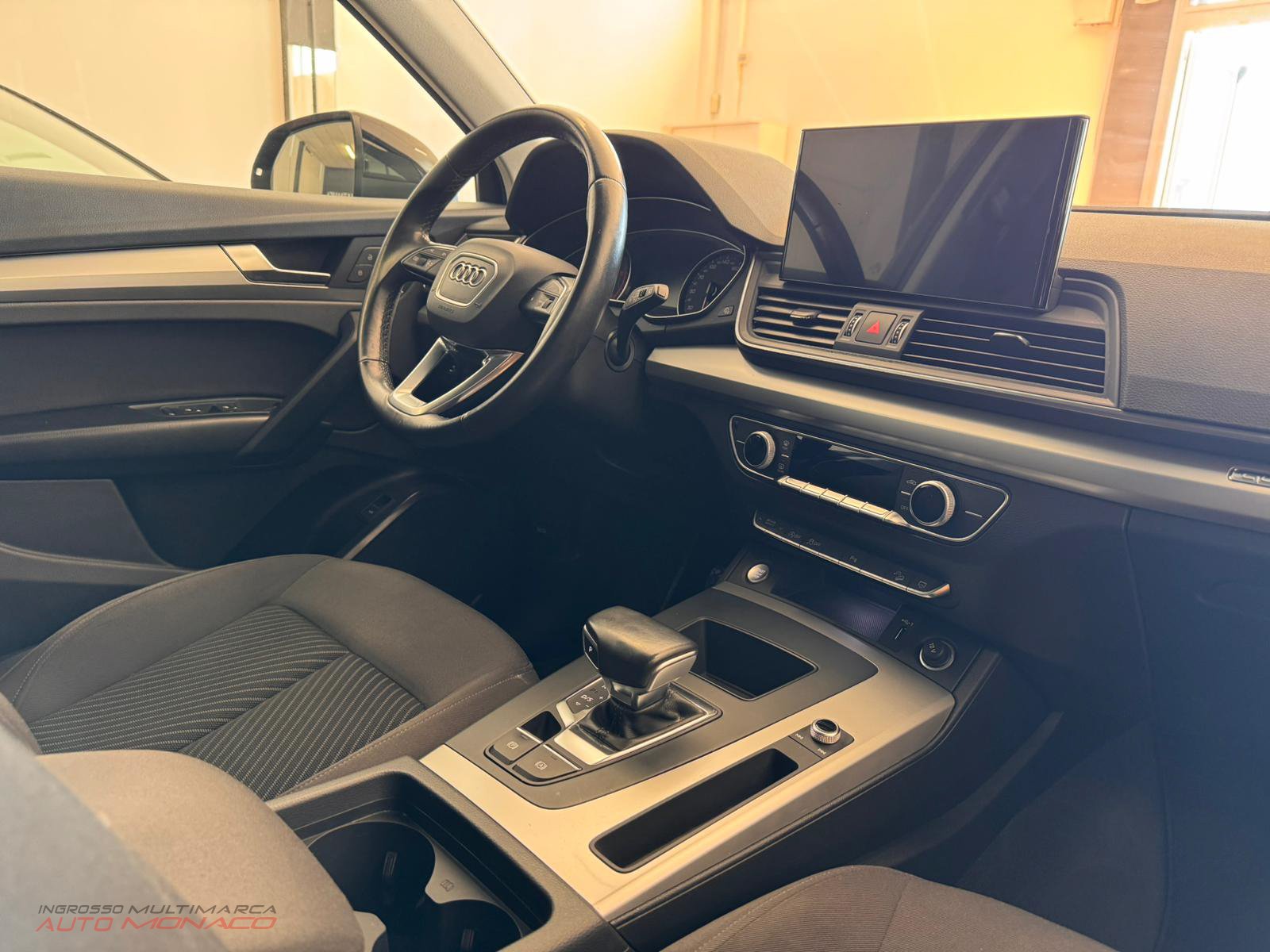 Audi Q5 2.0 TDI 204 CV S tronic Business 2022