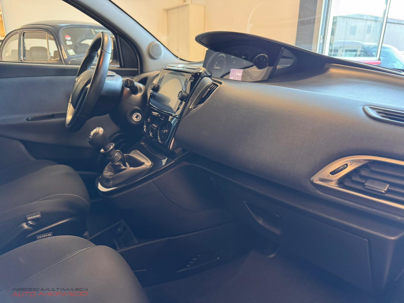 Lancia Ypsilon 1.0 FireFly 70cv Hybrid Gold 2022