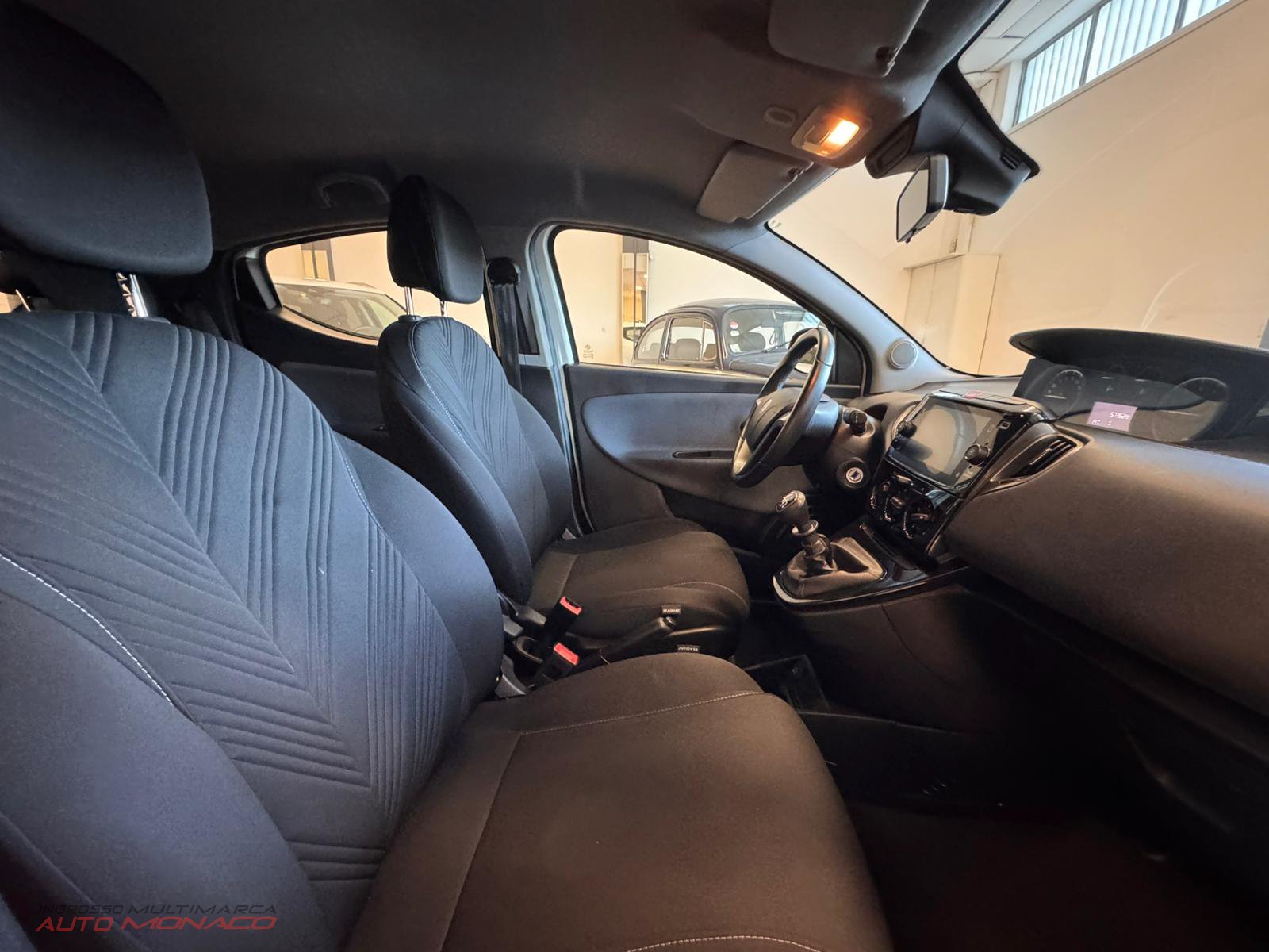 Lancia Ypsilon 1.0 FireFly 70cv Hybrid Gold 2022