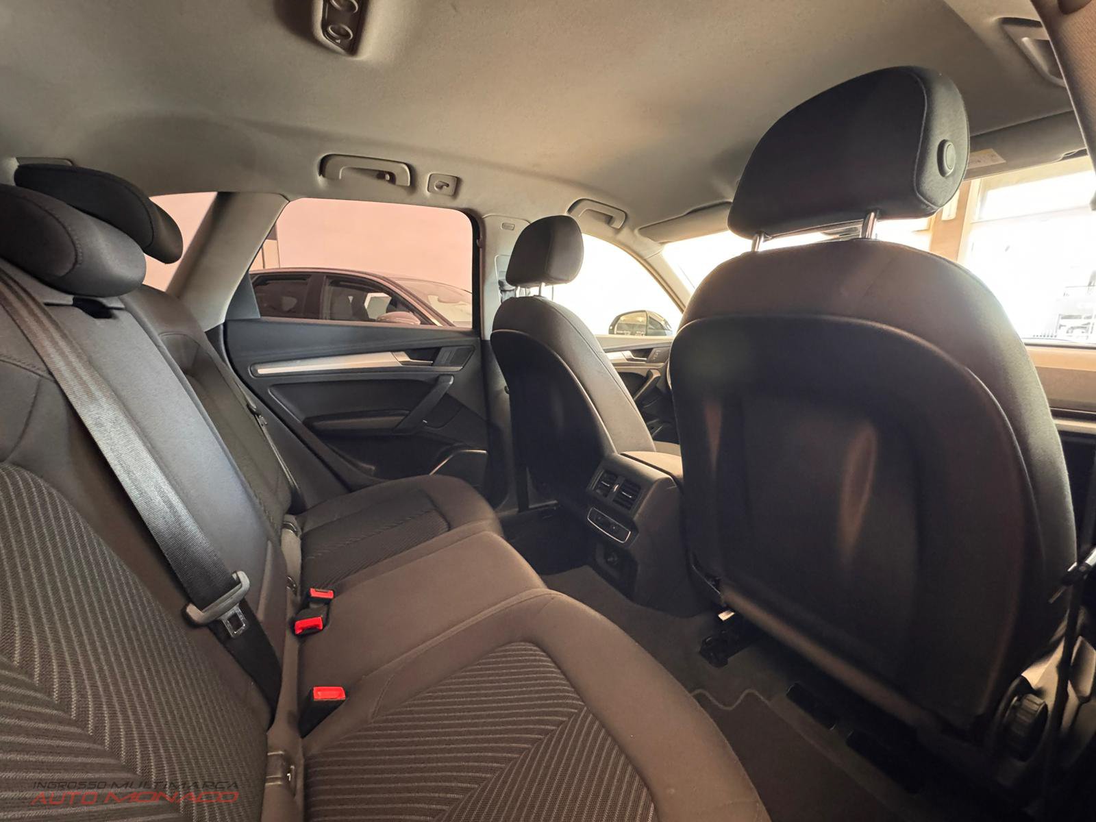 Audi Q5 2.0 TDI 204 CV S tronic Business 2022