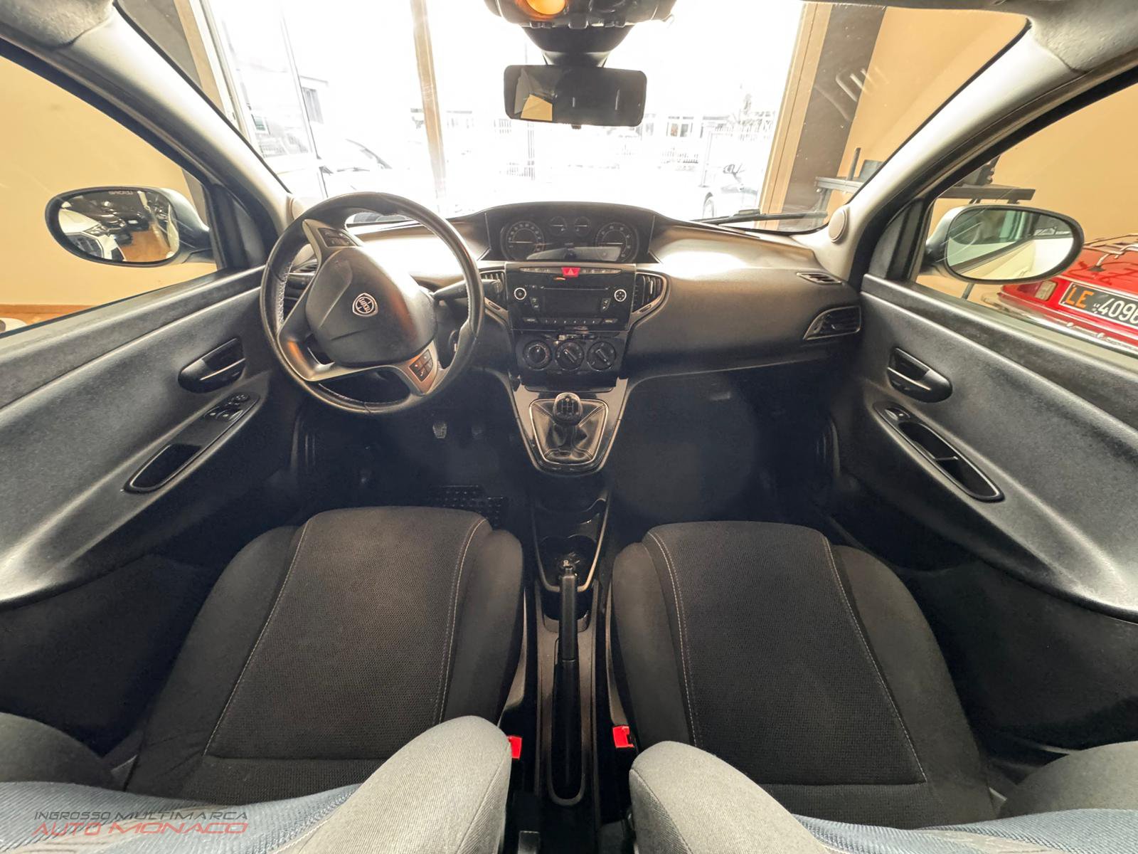 Lancia Ypsilon 1.3 MJT 95CV Momodesign 2014