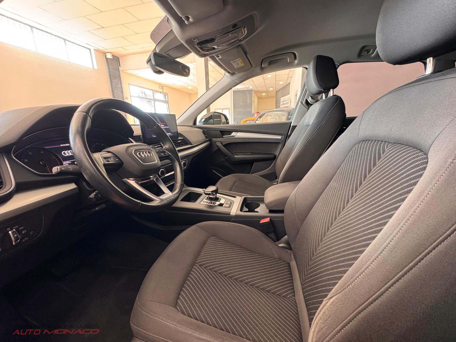 Audi Q5 2.0 TDI 204 CV S tronic Business 2022