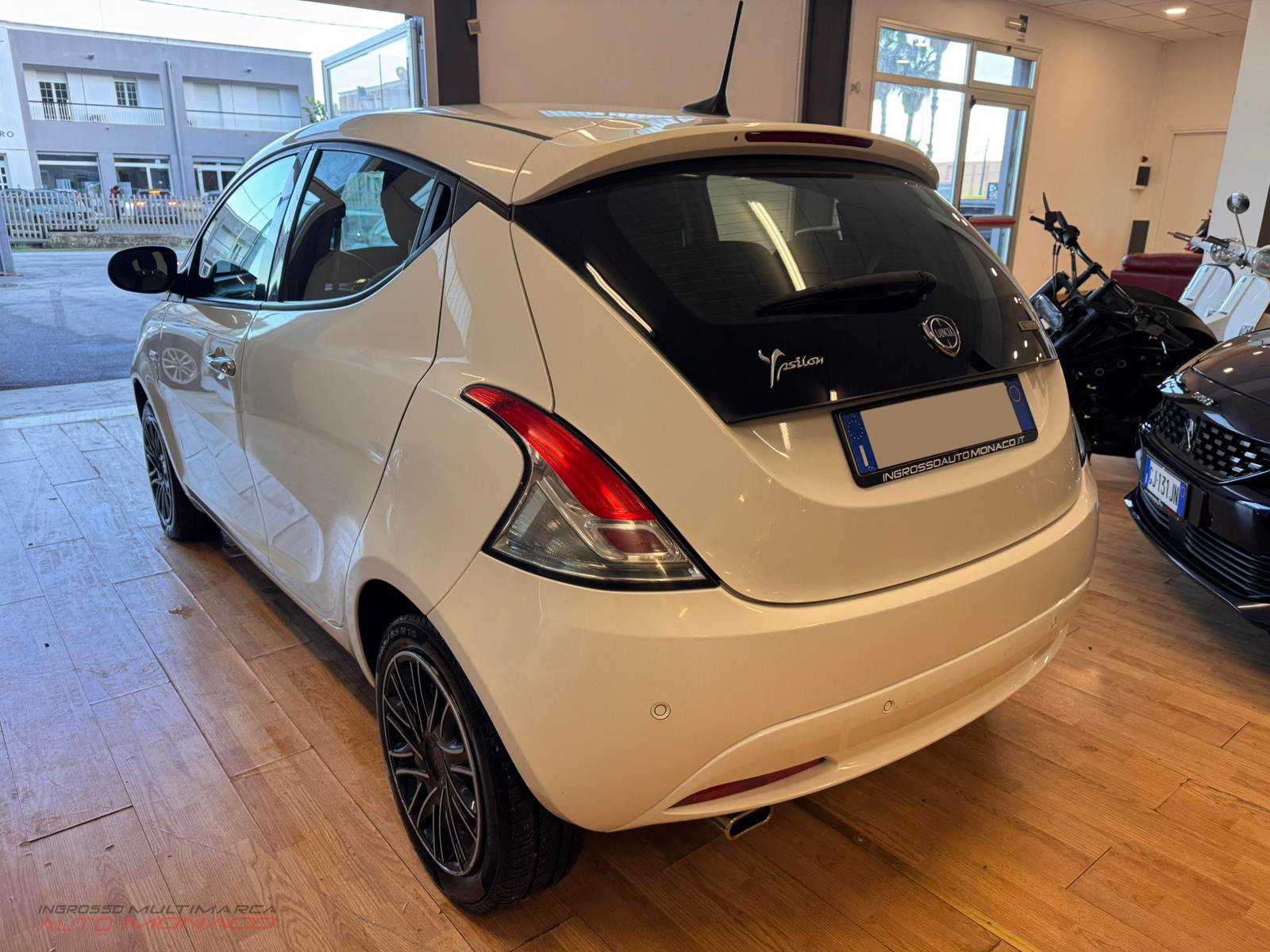 Lancia Ypsilon 1.0 FireFly 70cv Hybrid Gold 2022